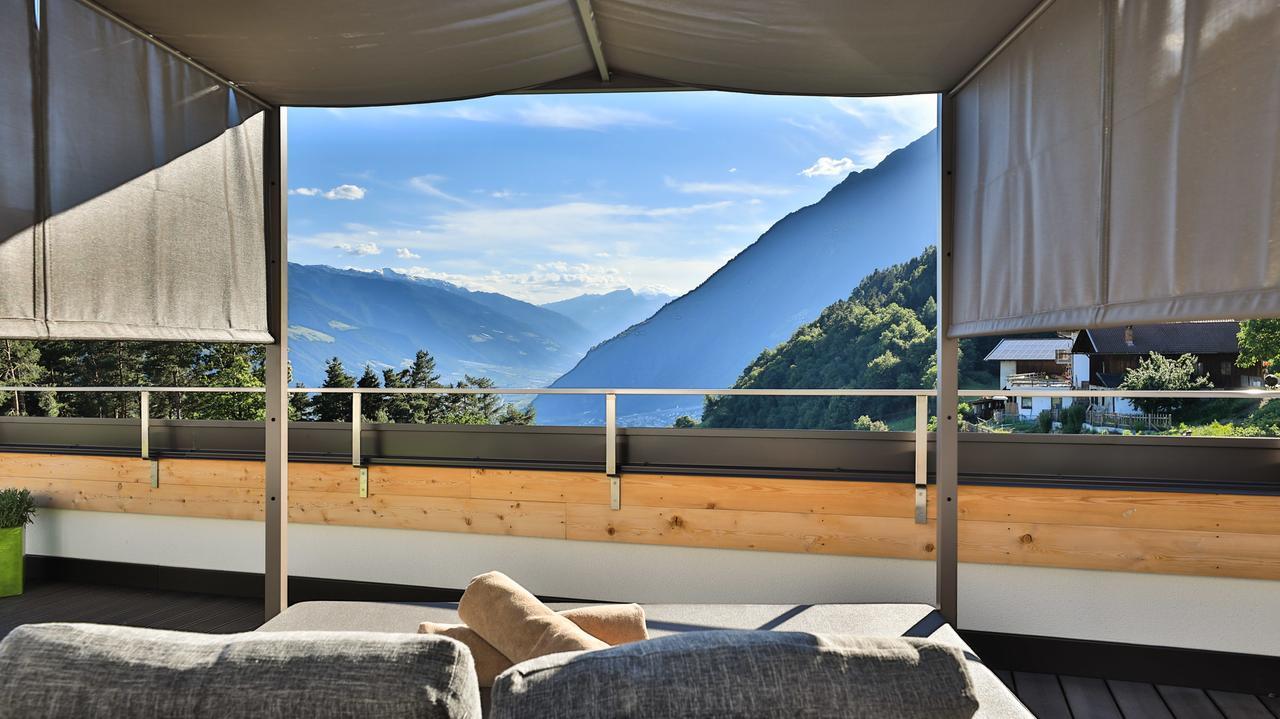 Ladurner Hotel Лагундо Екстериор снимка