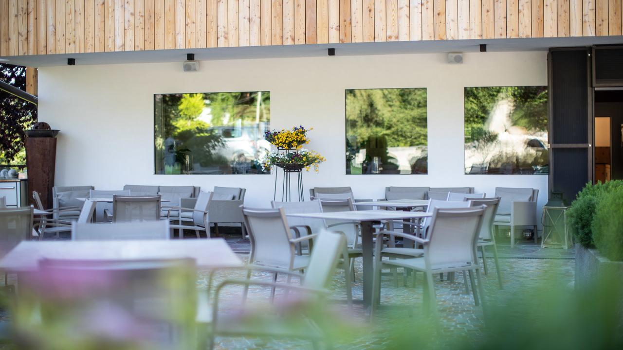 Ladurner Hotel Лагундо Екстериор снимка